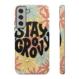 Coque de téléphone Stay Groovy de l'artiste Mia Rose